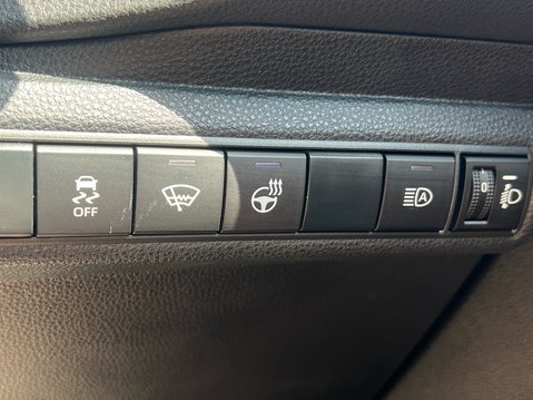 Suzuki Swace MOTION 30