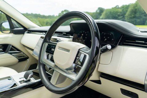 Land Rover Range Rover D350 Autobiography 15