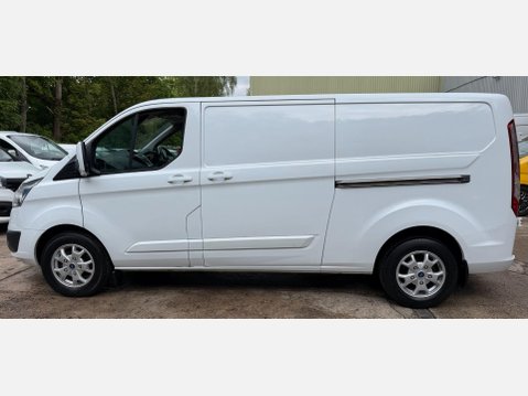Ford Transit Custom 2.2 TDCi 290 Limited Panel Van 5dr Diesel Manual L2 H1 (186 g/km, 123 bhp) 27
