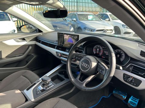 Audi A4 2.0 TDI 30 Technik Saloon 4dr Diesel S Tronic Euro 6 (s/s) (136 ps) 3