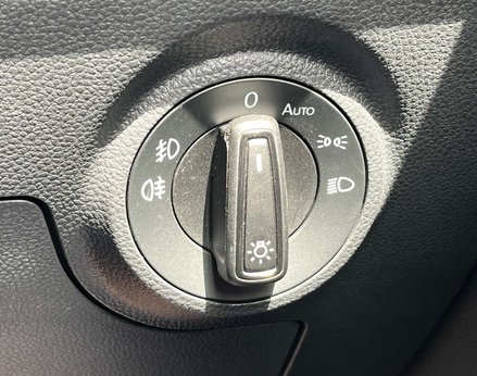 SEAT Arona 1.0 Arona Xperience Lux EcoTSI Semi-Auto 5dr 68