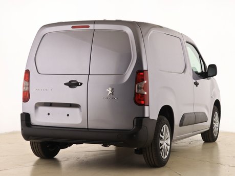 Peugeot Partner Standard 650 1.5 BlueHDi 100 Professional Premium Van 3