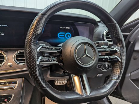 Mercedes-Benz E Class 2.0 E 300 AMG Line de Auto 4dr 78