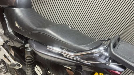 Yamaha YBR 125 2013 28K COMMUTER LEARNER BIKE SPARES OR REPAIR 125CC 27