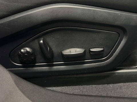 Porsche Taycan Performance Plus 93.4kWh 4S Saloon 4dr Electric Auto 4WD (571 ps) 44