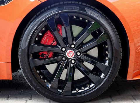 Jaguar F-Type S V6 Coupe 16