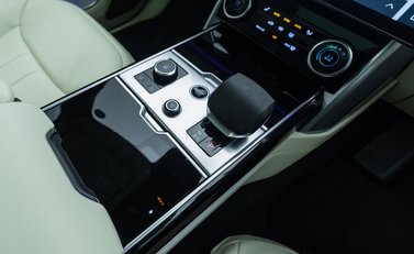 Land Rover Range Rover P400 AUTOBIOGRAPHY 27