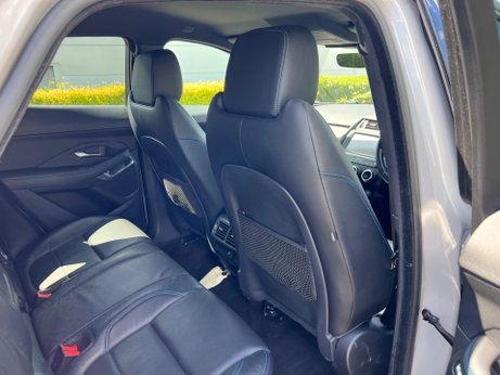 Jaguar E-Pace 2.0 D180 R-Dynamic S Auto AWD Euro 6 (s/s) 5dr 33