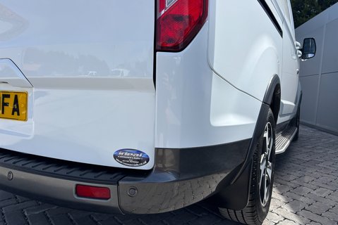 Ford Transit Custom 300 Active L1 170 ps Selectshift Panel Van - Tailgate & Twin Side Doors 27