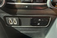Ford Ecosport ST-LINE.. 3 SERVICES.. ONLY 50000 MILES.APPLE PLAY.,STUNNING EXAMPLE  32