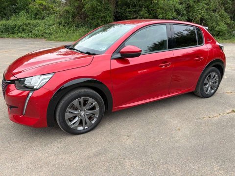 Peugeot 208 208 Allure EV 5dr 9