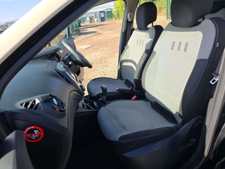Renault Captur 1.5 dCi ENERGY Dynamique S Nav Euro 6 (s/s) 5dr 29