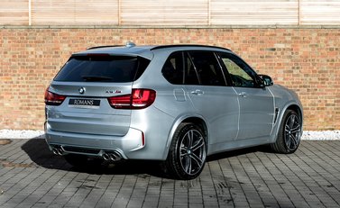BMW X5 M 7