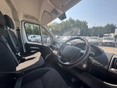 Citroen Relay MWB L2H2 Medium Roof Enterprise 35 Air Con Nav EURO 6 SELECT 15