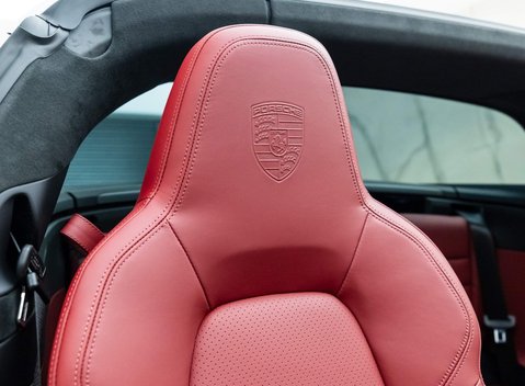 Porsche 911 Targa 4 GTS (992) 10