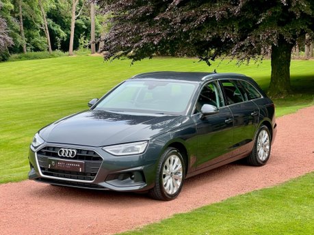 Audi A4 AVANT TFSI TECHNIK MHEV 29