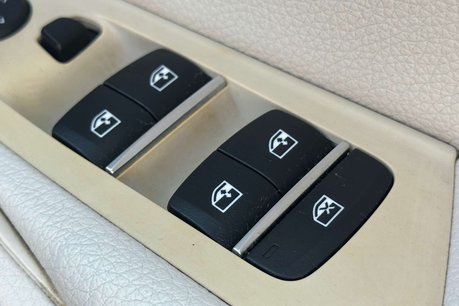 BMW 5 Series 2.0 520d SE Saloon 4dr Diesel Auto Euro 6 (s/s) (190 ps) 38