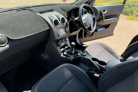 Nissan Qashqai 1.6 dCi 360 SUV 5dr Diesel Manual 4WD Euro 5 (s/s) (130 ps) 35