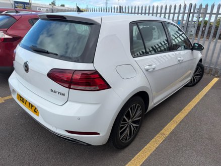 Volkswagen Golf 2.0 TDI SE Nav Euro 6 (s/s) 5dr
