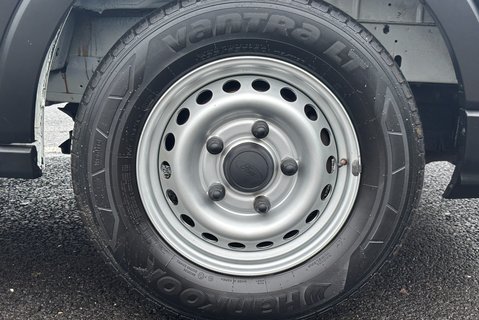 Ford Transit 350 Srw L2 Premium 130 ps Single Cab Dropside Truck - Automatic - Air Con 34