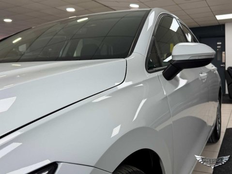 Volkswagen Golf 1.5 TSI Life Euro 6 (s/s) 5dr 60