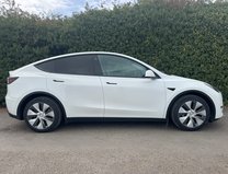 Tesla Model Y (Dual Motor) Long Range SUV 5dr Electric Auto 4WDE (384 bhp) 34