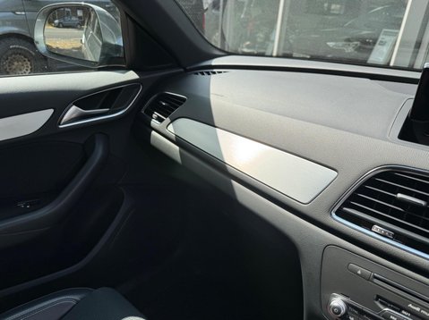 Audi Q3 TFSI S LINE 13