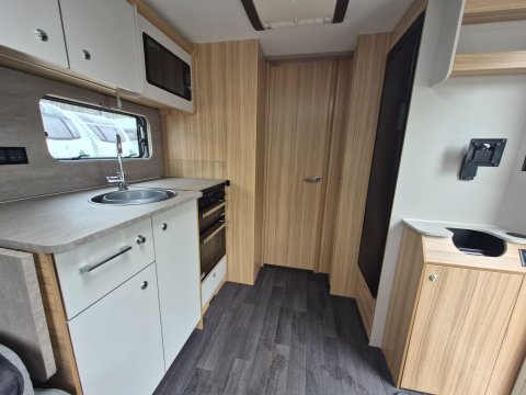 Bailey Pegasus grande GT 75 Amalfi  15