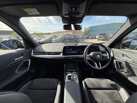 BMW iX1 30 66.5kWh M Sport SUV 5dr Electric Auto xDrive (11kW Charger) (313 ps) 25