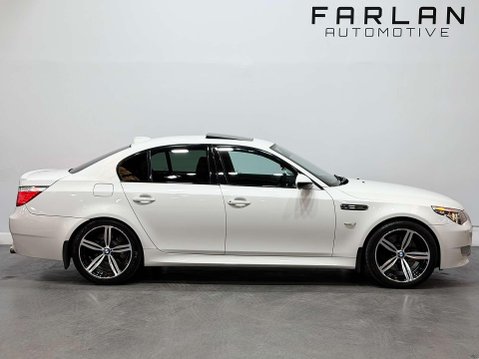 BMW M5 5.0 V10 Saloon 4dr Petrol SMG Euro 4 (507 ps) 15