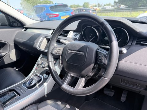 Land Rover Range Rover Evoque 2.0 TD4 SE TECH 10