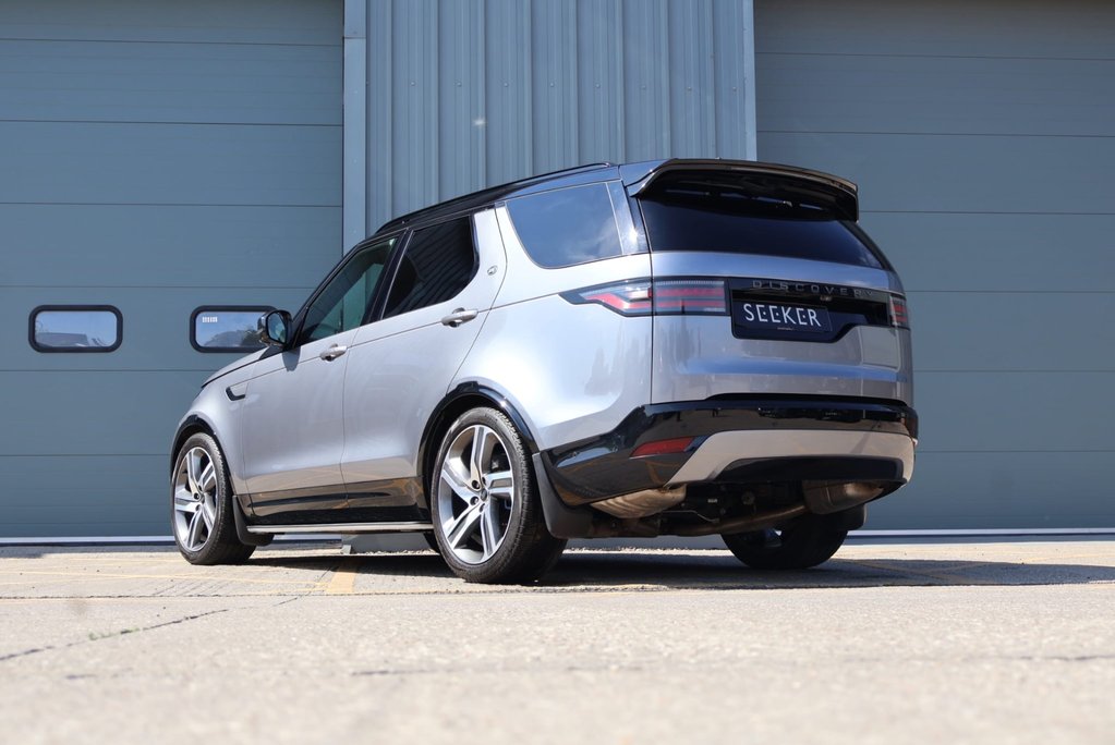 Land Rover Discovery COMMERCIAL DYNAMIC HSE REAR SEAT CONVERSION STYLED BY SEEKER  4