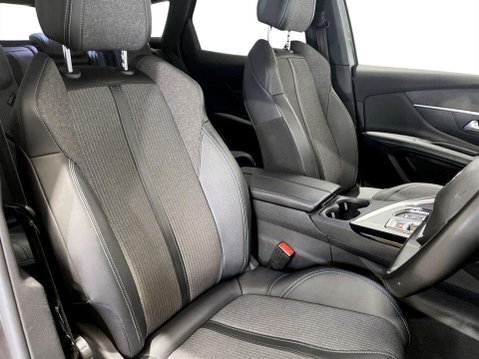 Peugeot 3008 1.6 13.2kWh Allure SUV 5dr Petrol Plug-in Hybrid e-EAT Euro 6 (s/s) (225 ps 11