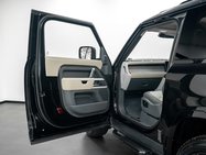Land Rover Defender 3.0 D250 MHEV X-Dynamic HSE SUV 3dr Diesel Auto 4WD Euro 6 (s/s) (250 ps) 16