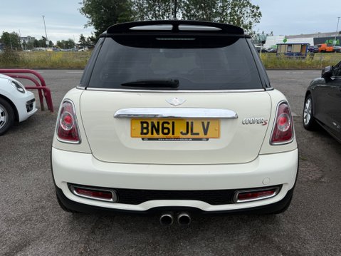 Mini Hatch COOPER S 6