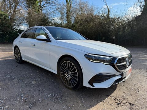 Mercedes-Benz E Class 2.0 E300e 25.4kWh AMG Line (Premium Plus) G-Tronic Euro 6 (s/s) 4dr 8