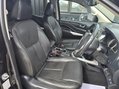 Nissan Navara DCI TEKNA 4X4 SHR DCB 9