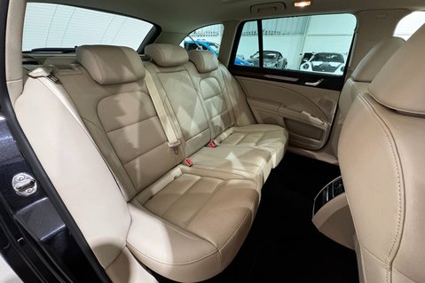 Skoda Superb LAURIN AND KLEMENT V6 DSG 29