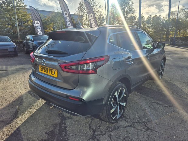 Nissan Qashqai DIG-T TEKNA 5