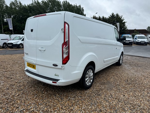 Ford Transit Custom LWB L2H1 [SOLD MT] Low Roof Limited 300 Air Con Alloys Sensors EURO 6 6