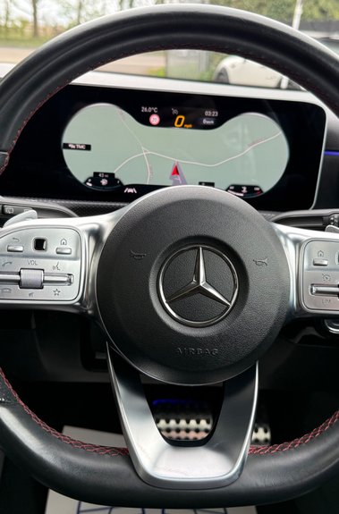 Mercedes-Benz A Class A 180 D AMG LINE PREMIUM PLUS - PAN ROOF -ELECTRIC SEATS 