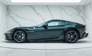 Ferrari 12Cilindri SPIDER 4