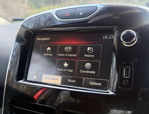 Renault Clio 1.1 Clio Dynamique MediaNav 5dr 20