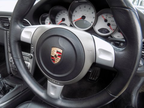 Porsche 911 997 CARRERA 4S CONVERTIBLE 58