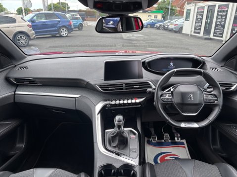 Peugeot 3008 PURETECH S/S GT LINE 14
