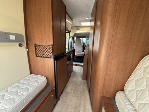 Auto-Trail Tribute 669 *** SOLD *** 24