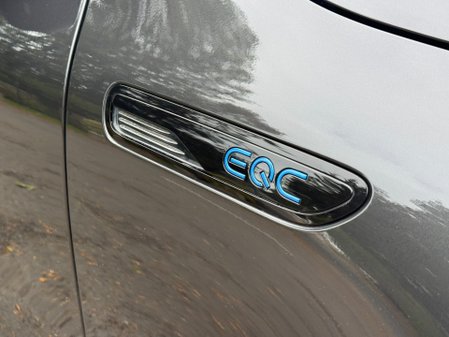 Mercedes-Benz EQC EQC 400 4MATIC AMG LINE PREMIUM 21