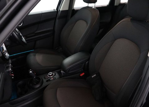 Mini Countryman 1.5 Countryman Cooper Classic Auto 5dr 37