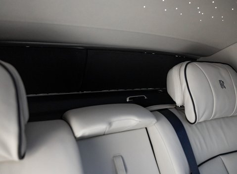 Rolls-Royce Phantom VIII EWB 52