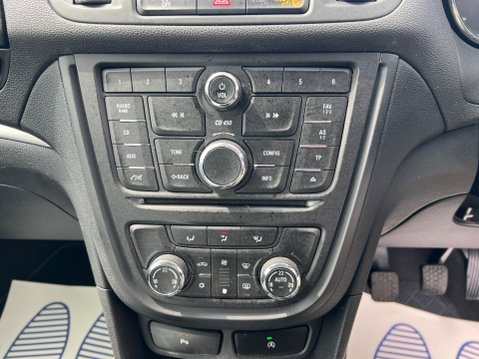 Vauxhall Mokka 1.6i Exclusiv 2WD Euro 6 (s/s) 5dr 35